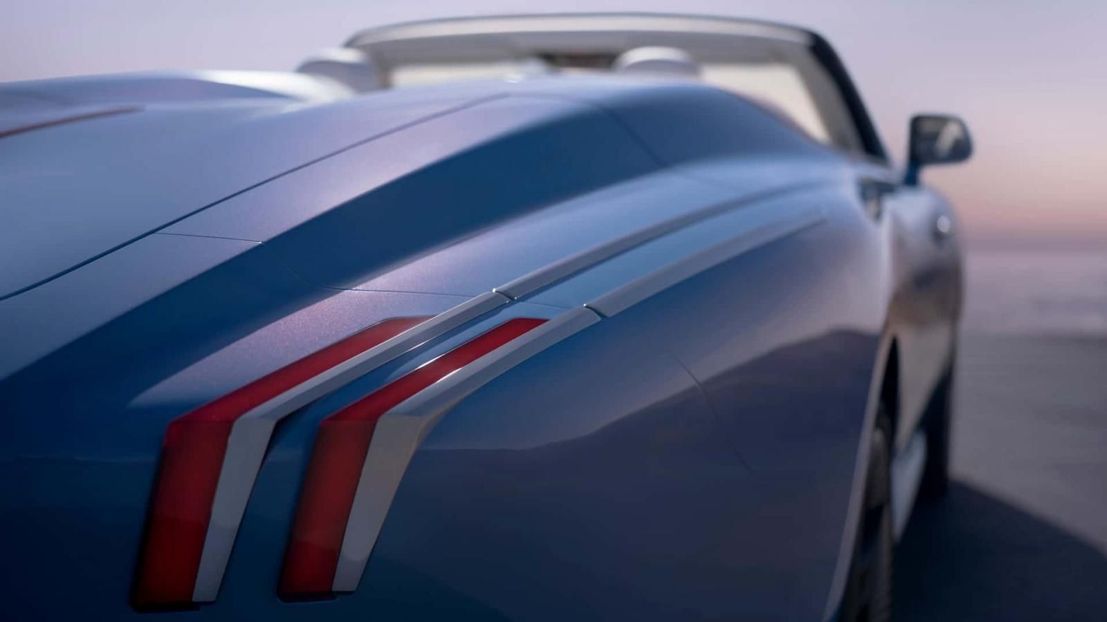 Αυτή η Rolls-Royce έχει τιμή από 8 εκατ. ευρώ αλλά μόνο στα... χαρτιά